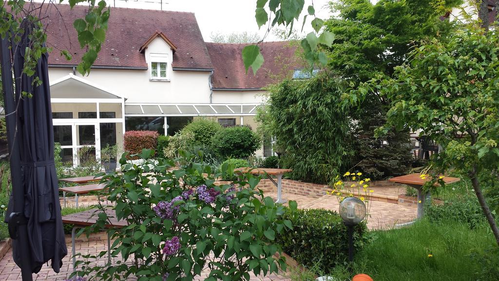 Logis Hôtel Ici m'aime Rouvray  Esterno foto
